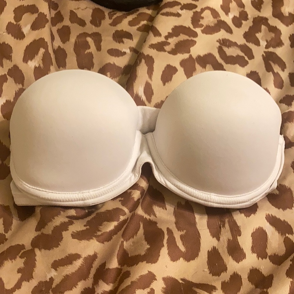 Strapless push-up bra